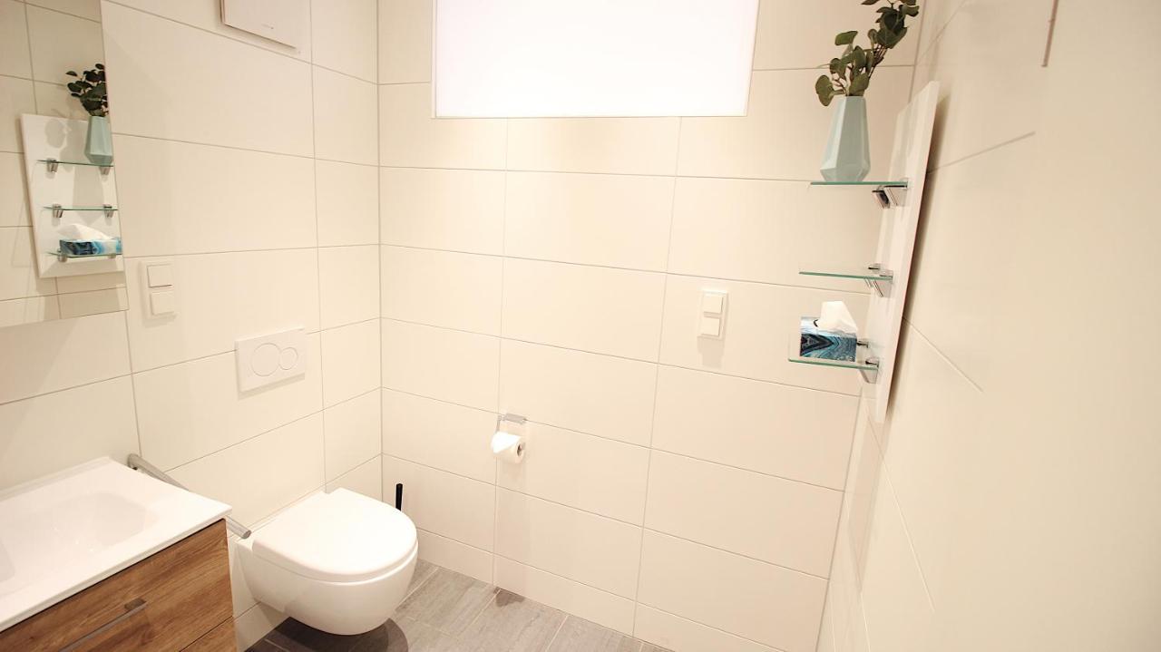 High-Quality Apartments Near Residence - Parking Space Wurtzburgo Exterior foto