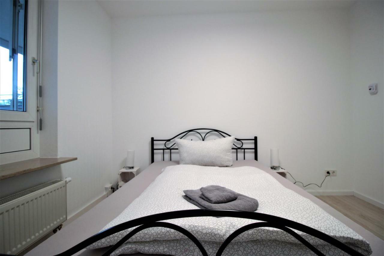High-Quality Apartments Near Residence - Parking Space Wurtzburgo Exterior foto
