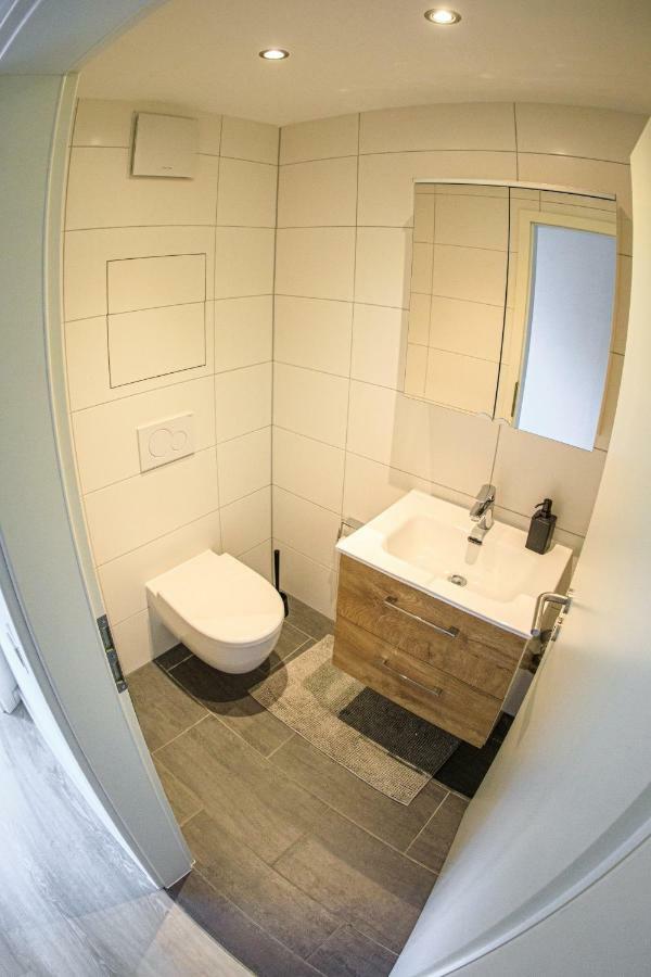 High-Quality Apartments Near Residence - Parking Space Wurtzburgo Exterior foto